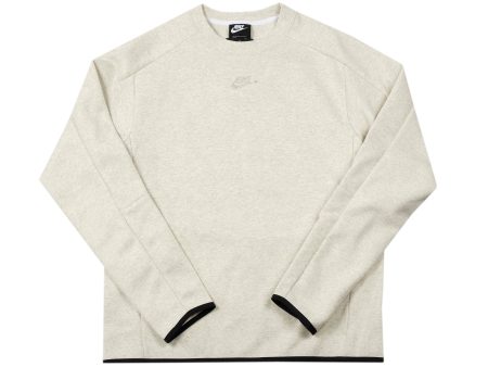 Nike Sportswear Tech Fleece Fleece Crewneck in White Online now